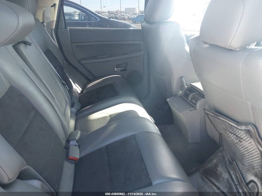 2006 Jeep Grand Cherokee Srt8 VIN: 1J8HR78376C197409 Lot: 43665962