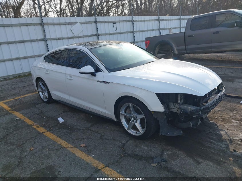 AUDI A5 2.0T PREMIUM