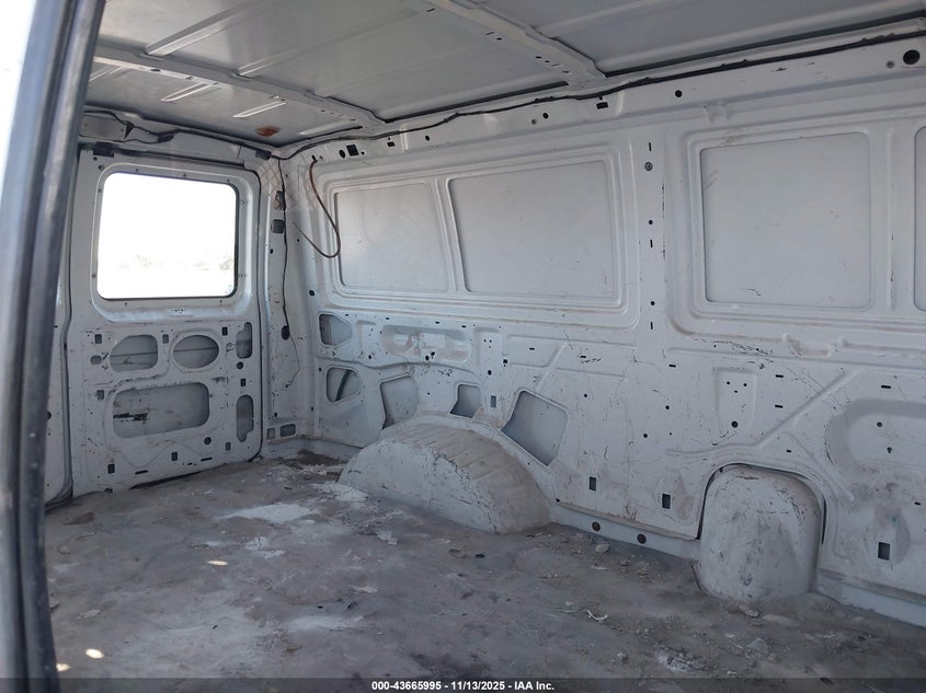 1FTRE14231HA07487 2001 FORD TRANSIT photo no. 8