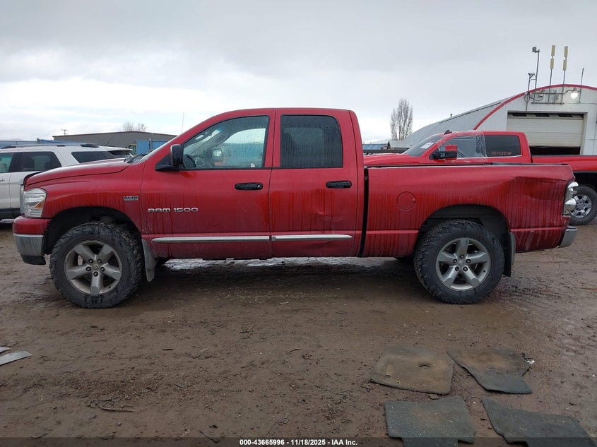 2007 Dodge Ram 1500 Slt/Trx4 Off Road/Sport VIN: 1D3HU182X7J630946 Lot: 43665996