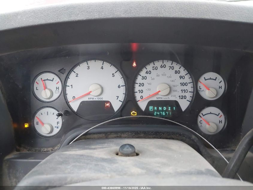 2007 Dodge Ram 1500 Slt/Trx4 Off Road/Sport VIN: 1D3HU182X7J630946 Lot: 43665996