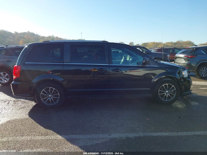 2017 Dodge Grand Caravan Sxt VIN: 2C4RDGCG8HR791716 Lot: 43666049
