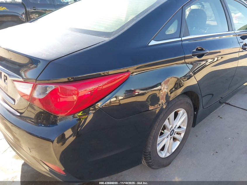 2014 HYUNDAI SONATA GLS 5NPEB4AC9EH916461