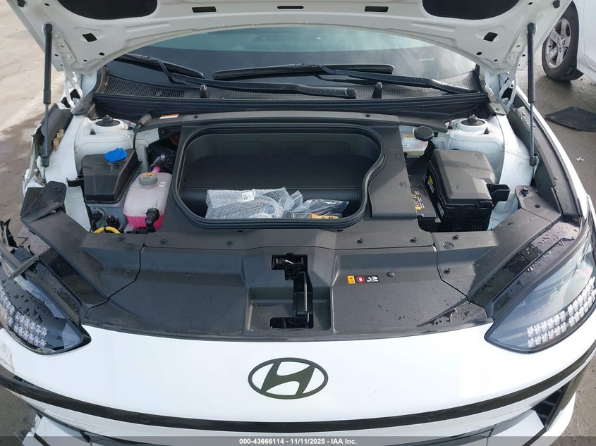 2025 Hyundai Ioniq 6 Se Standard Range VIN: KMHM14AB3SA085933 Lot: 43666114