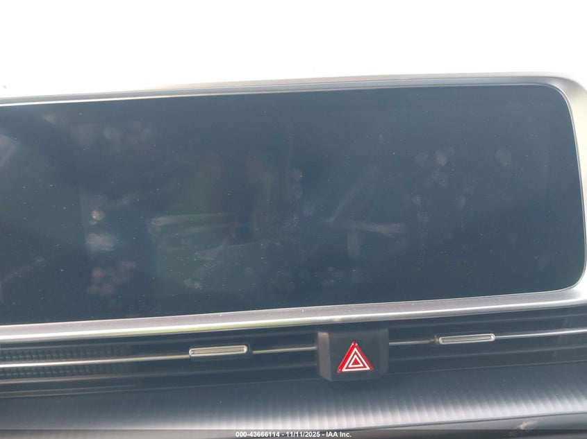 2025 Hyundai Ioniq 6 Se Standard Range VIN: KMHM14AB3SA085933 Lot: 43666114