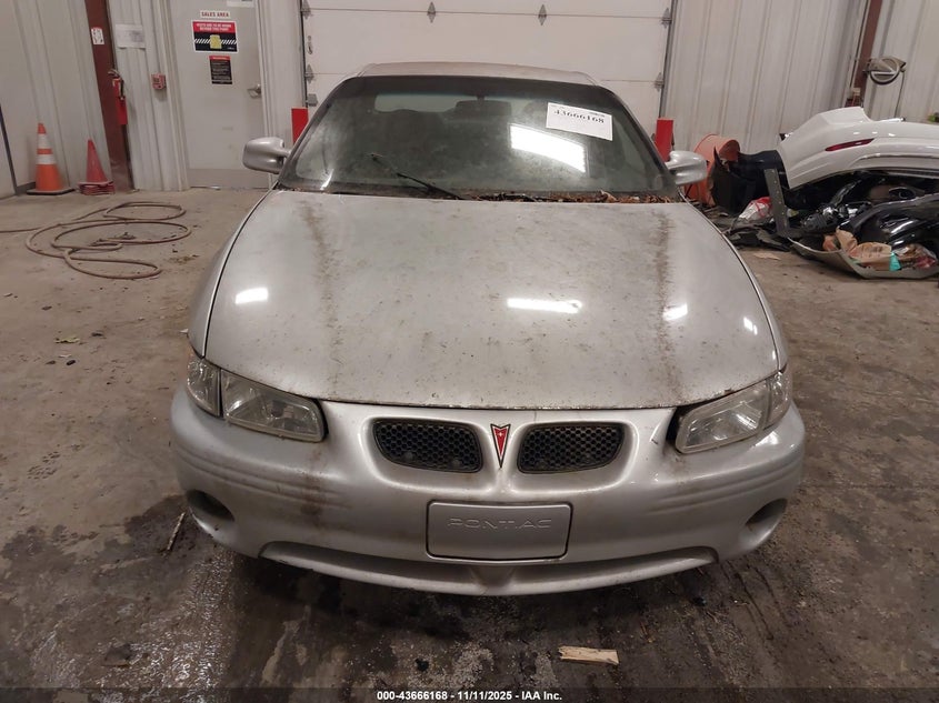 2002 Pontiac Grand Prix Se VIN: 1G2WK52J22F238119 Lot: 43666168