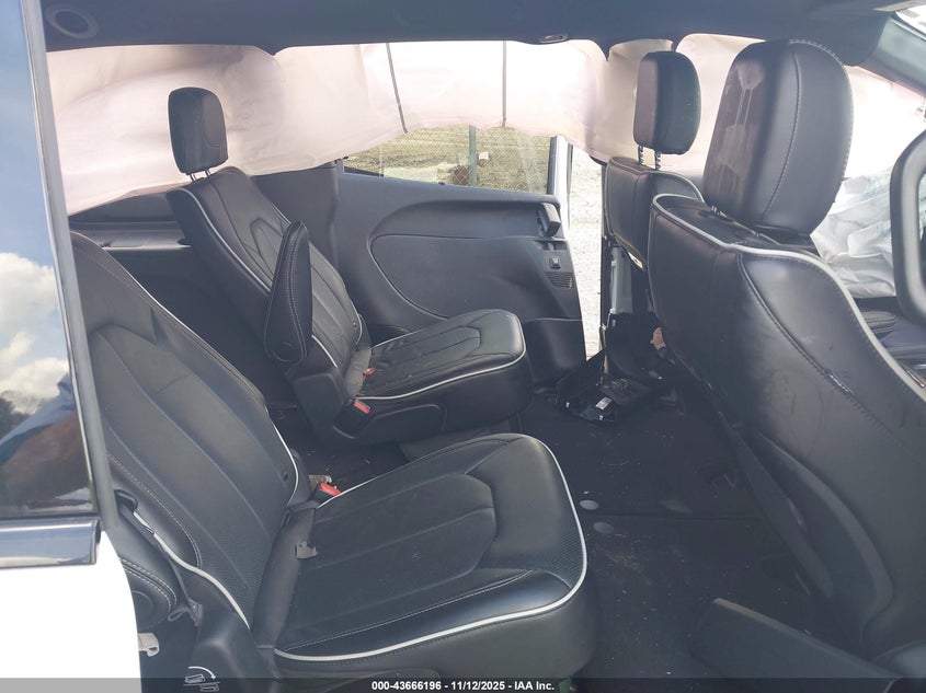 2025 Chrysler Pacifica Limited VIN: 2C4RC1GG0SR566496 Lot: 43666196