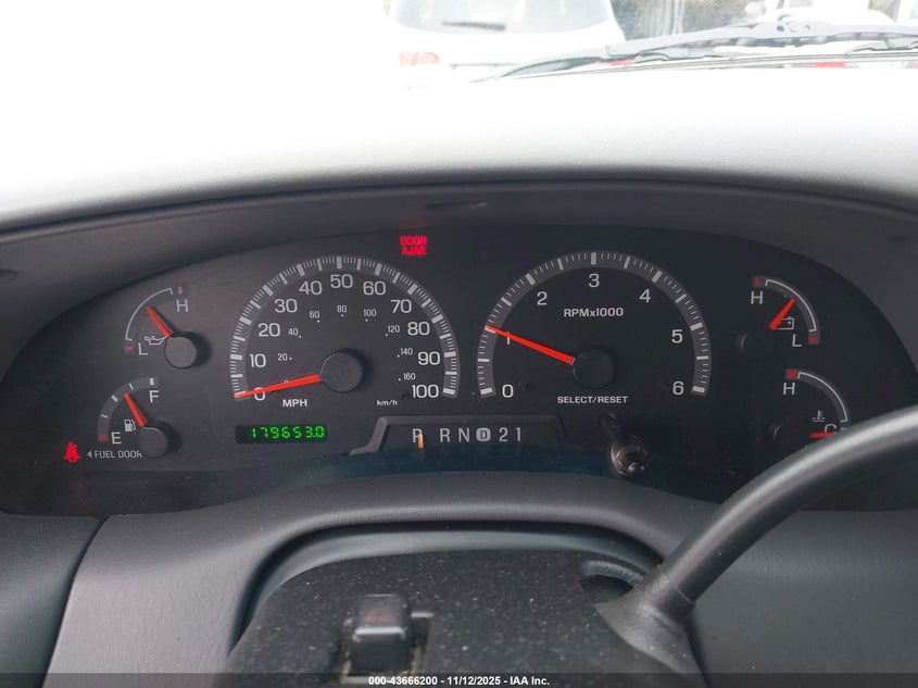 2FTRX08W3YCA81933 2000 FORD F-150 photo no. 7