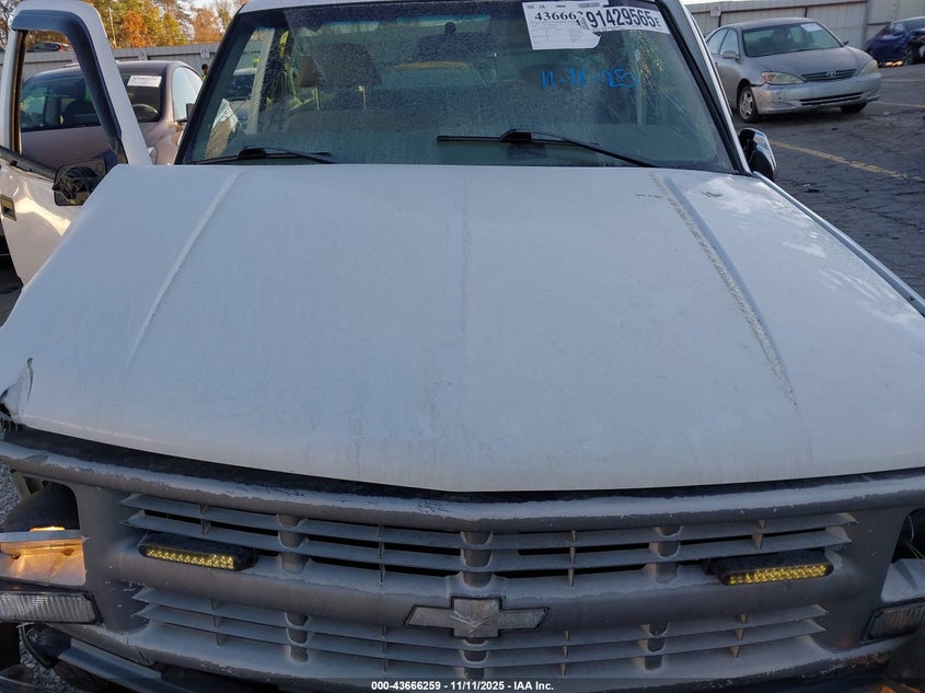 1GCEC14W5WZ282531 1998 CHEVROLET GMT-400 photo no. 10