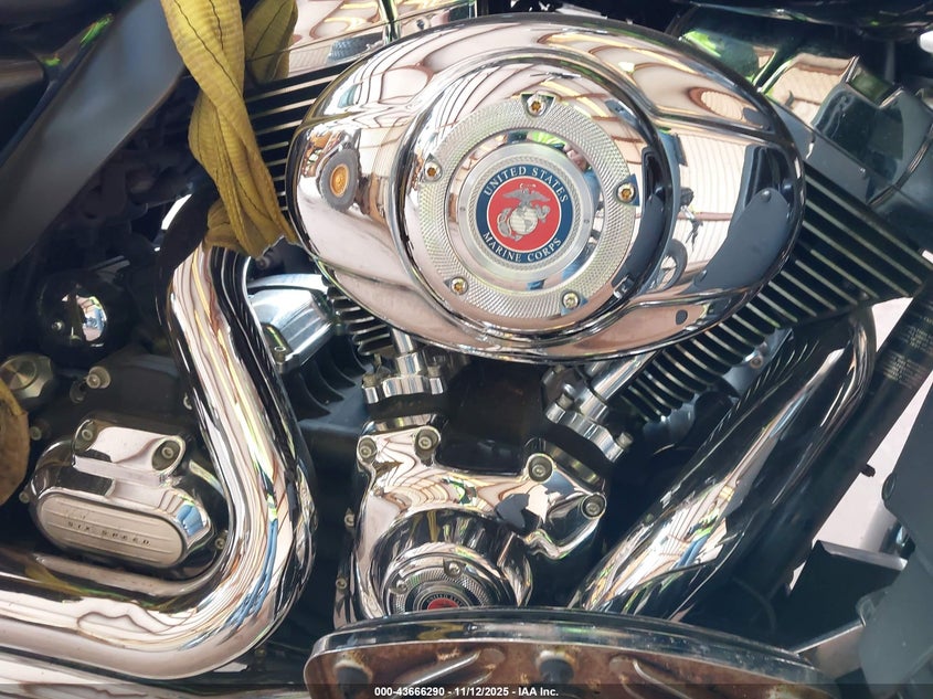 2011 Harley-Davidson Fltru VIN: 1HD1KGM10BB603899 Lot: 43666290