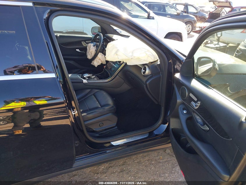 2018 Mercedes-Benz Glc 300 VIN: WDC0G4JB4JV023962 Lot: 43666399