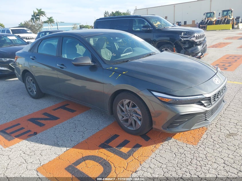 KMHLM4DG5RU650928 2024 Hyundai Elantra Sel auction photo 1