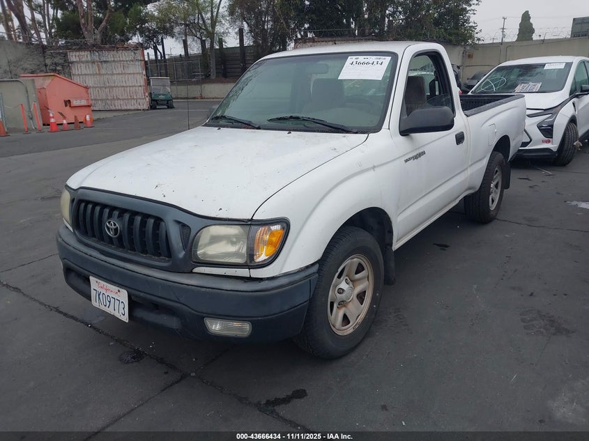 5TENL42N14Z368125 2004 TOYOTA TACOMA photo no. 2