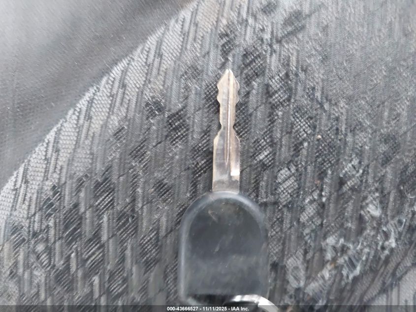 2003 Ford Explorer Sport Trac Xls/Xlt VIN: 1FMZU77E13UB07976 Lot: 43666527