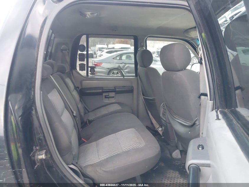 2003 Ford Explorer Sport Trac Xls/Xlt VIN: 1FMZU77E13UB07976 Lot: 43666527