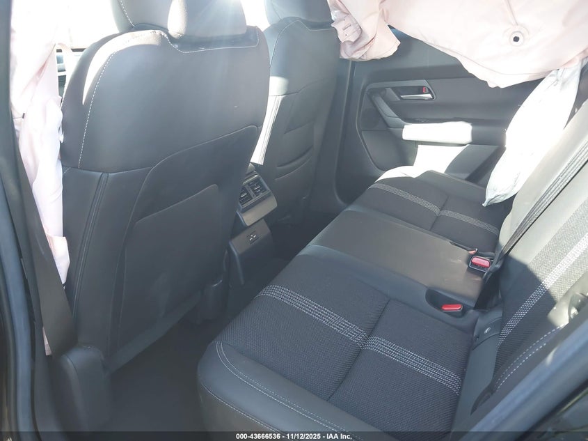 2024 Mazda Cx-50 2.5 S Preferred VIN: 7MMVABBM3RN219789 Lot: 43666536