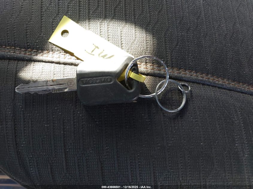 2020 Volvo Vnl VIN: 4V4NC9EJ7LN236210 Lot: 43666581