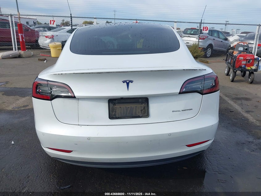 2020 Tesla Model 3 Long Range Dual Motor All-Wheel Drive VIN: 5YJ3E1EB9LF621712 Lot: 43666600