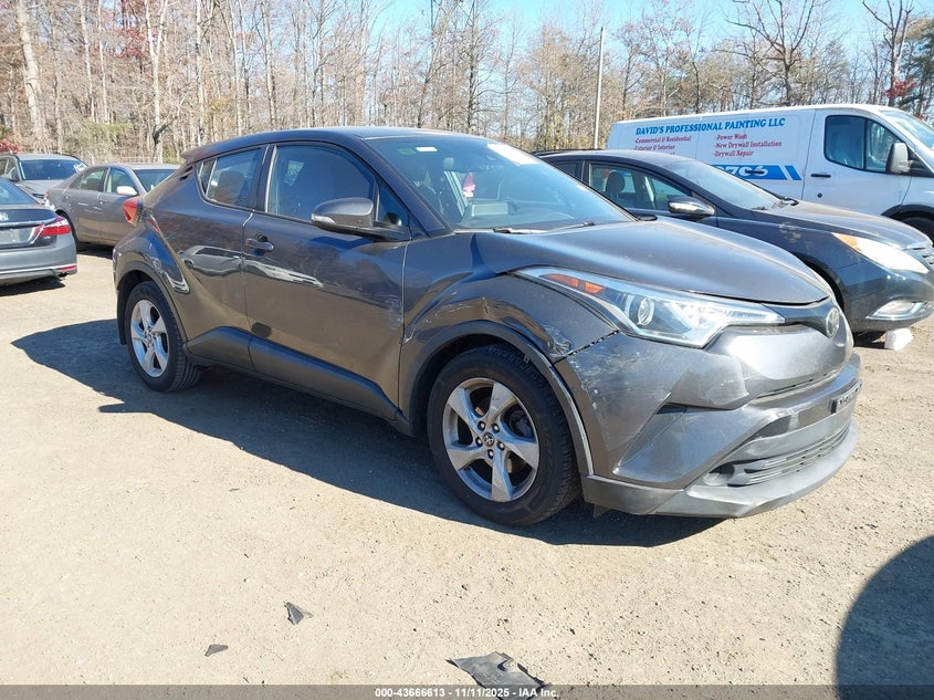 2019 TOYOTA C-HR XLE - NMTKHMBX7KR073898