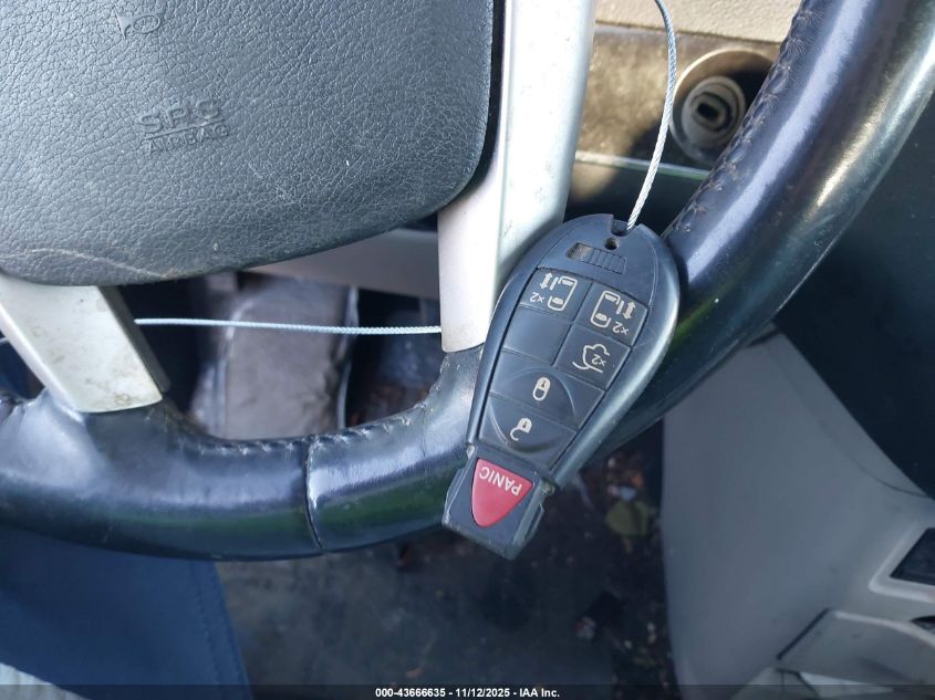 2014 Chrysler Town & Country Touring VIN: 2C4RC1BG2ER382642 Lot: 43666635