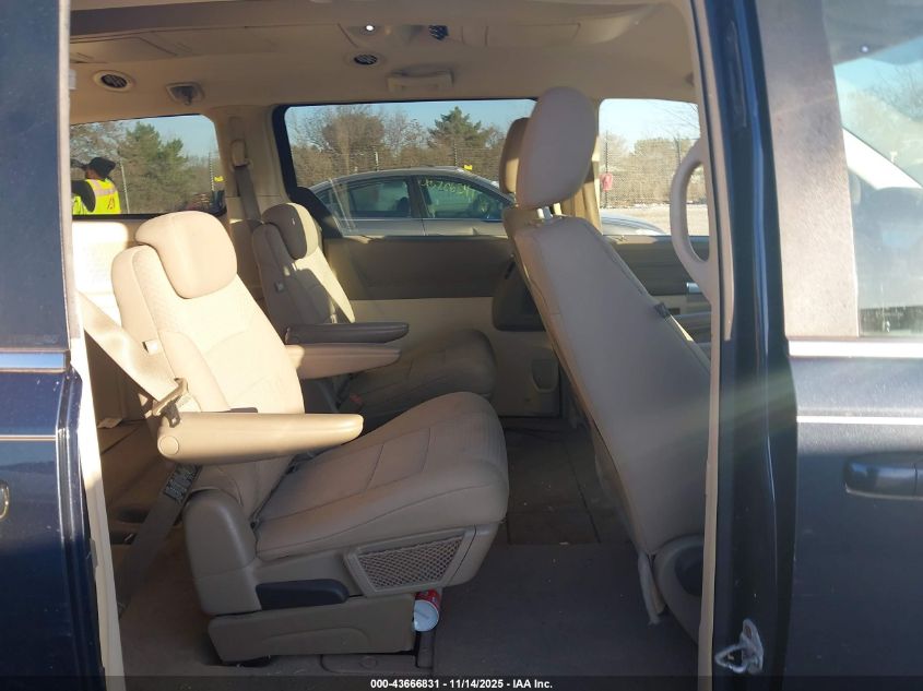 2008 Chrysler Town & Country Touring VIN: 2A8HR54P78R134897 Lot: 43666831