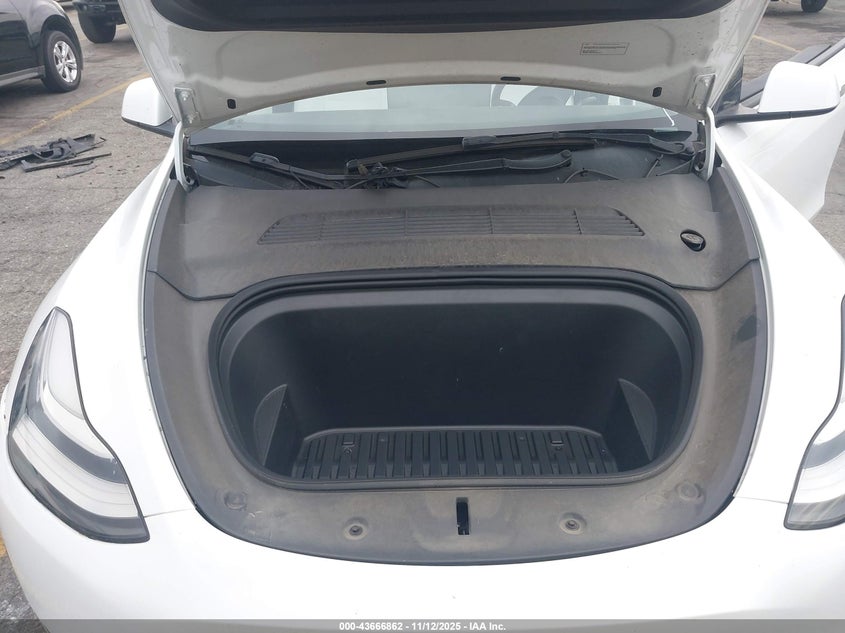 7SAYGAEE7NF486066 2022 TESLA MODEL Y photo no. 10