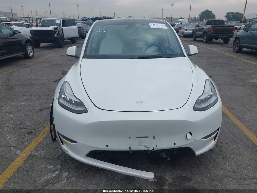7SAYGAEE7NF486066 2022 TESLA MODEL Y photo no. 12