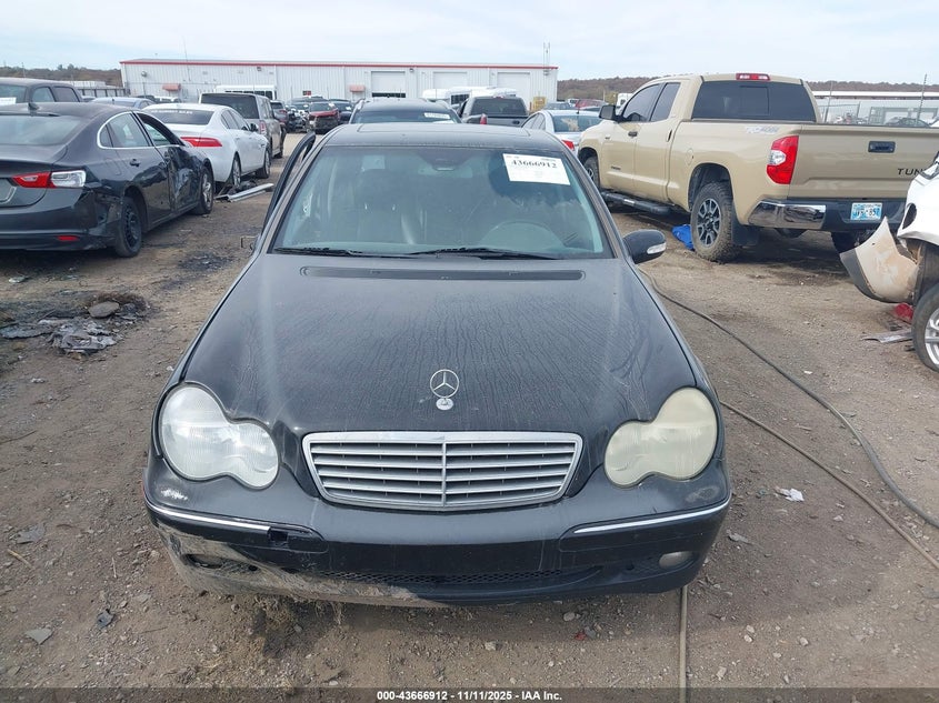 2002 Mercedes-Benz C 320 VIN: WDBRF64J52F290813 Lot: 43666912