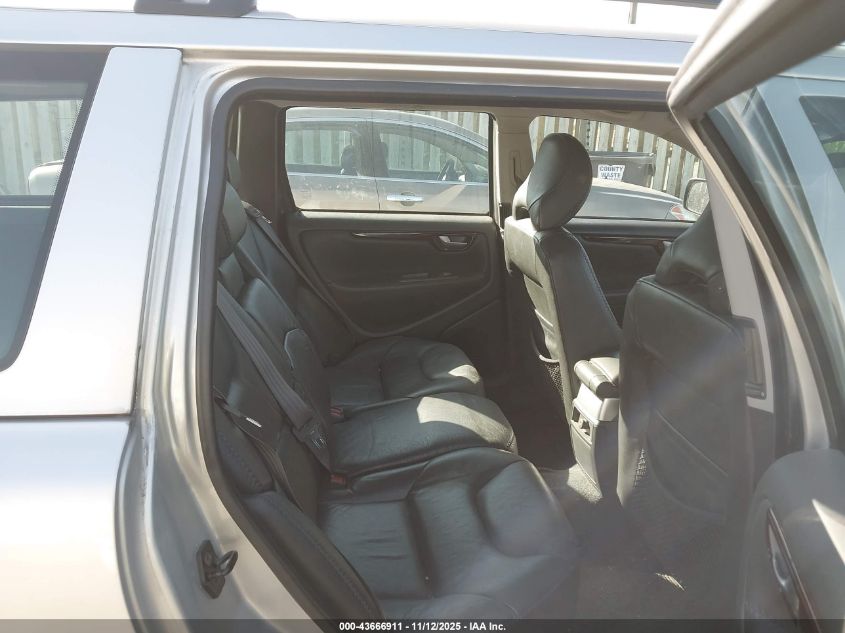 2001 Volvo V70 Xc VIN: YV1SZ58D111010111 Lot: 43666911