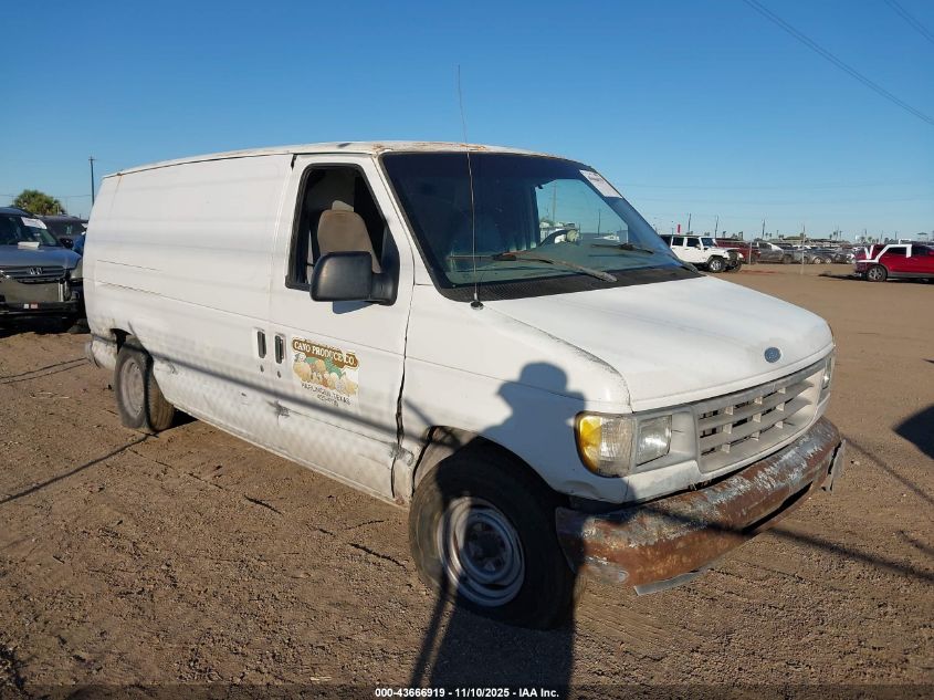 1FTRE1429YHB30821 FORD E-150 Photo 1