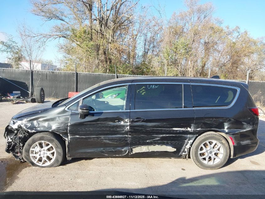 2023 Chrysler Pacifica Touring L VIN: 2C4RC1BG8PR552005 Lot: 43666927