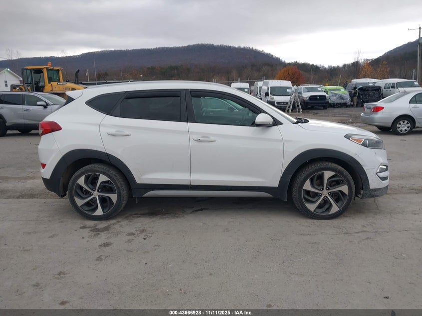 KM8J3CA21HU280167 2017 HYUNDAI TUCSON photo no. 13