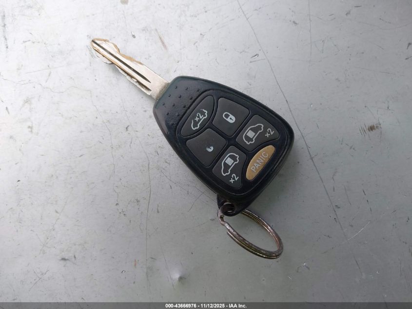 2005 Dodge Grand Caravan Sxt VIN: 2D4GP44L85R516967 Lot: 43666976