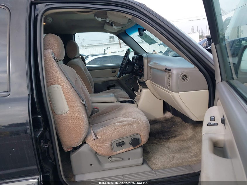 1GKEK13TX1J194533 2001 GMC YUKON photo no. 5
