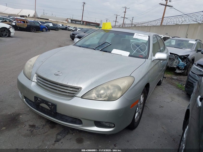 JTHBA30G445016018 2004 LEXUS ES photo no. 2