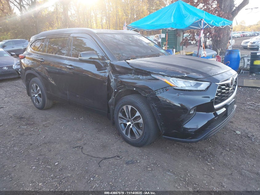 TOYOTA HIGHLANDER XLE