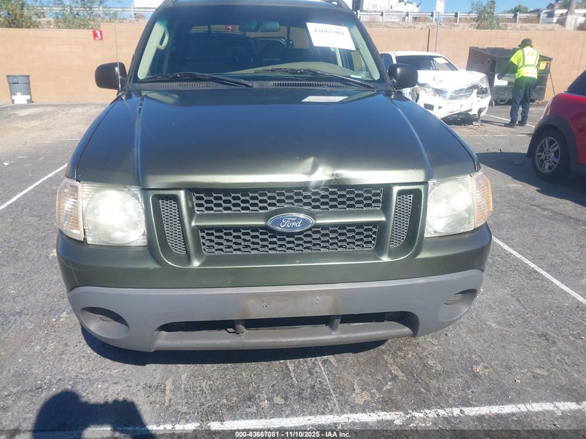 2003 Ford Explorer Sport Trac Xls/Xlt VIN: 1FMZU67E03UB49517 Lot: 43667081