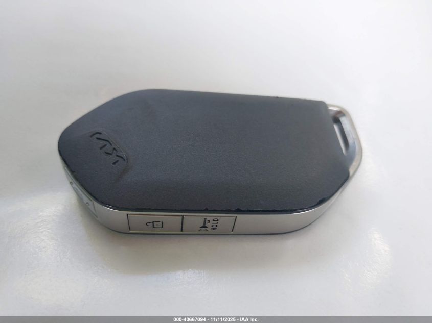 2025 Kia Carnival Mpv Lxs VIN: KNDNB5K33S6523548 Lot: 43667094