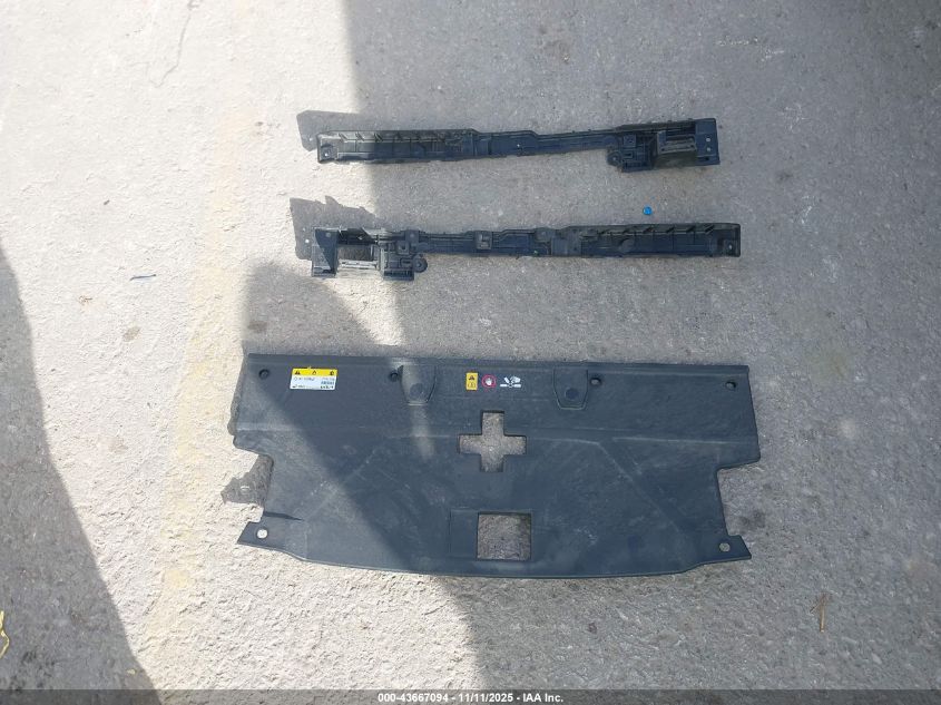 2025 Kia Carnival Mpv Lxs VIN: KNDNB5K33S6523548 Lot: 43667094