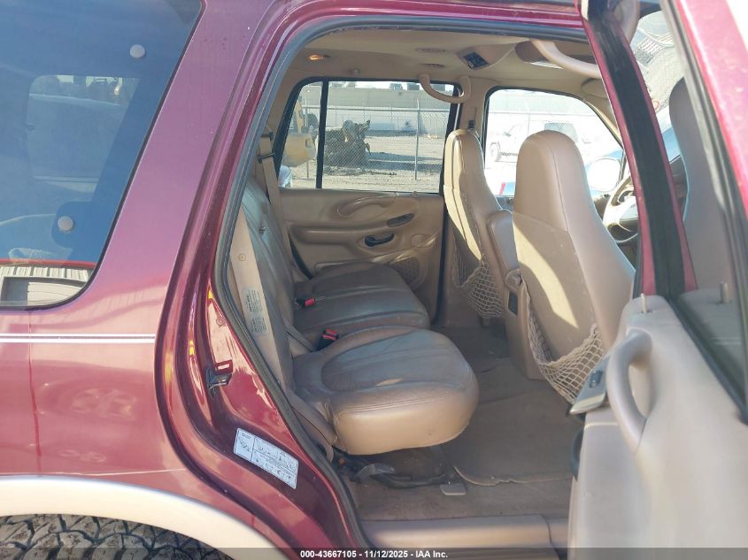 1997 Ford Expedition Eddie Bauer/Xlt VIN: 1FMFU18L1VLC03919 Lot: 43667105