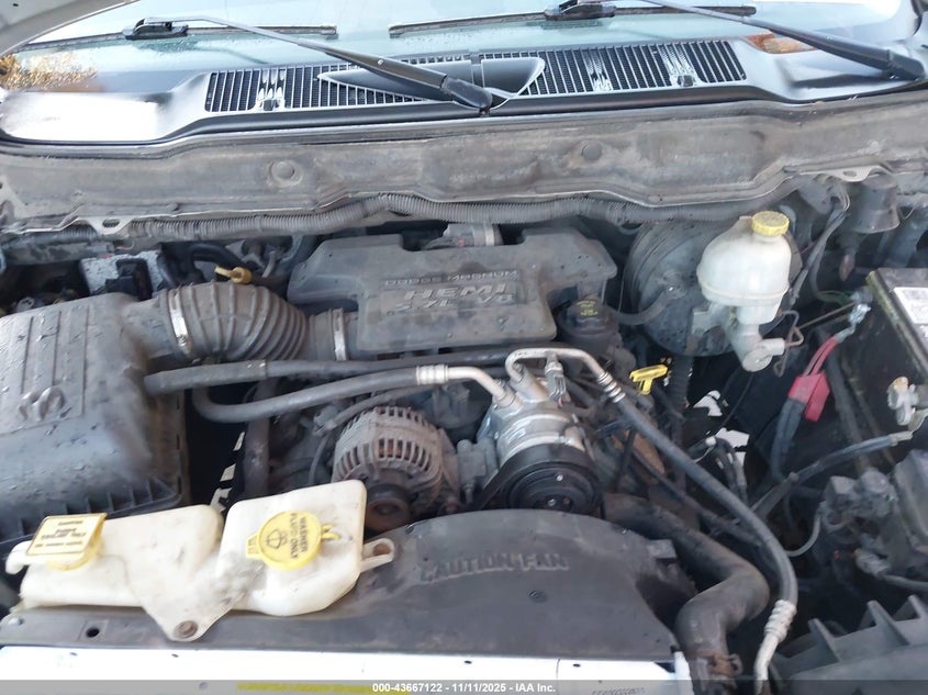 2005 Dodge Ram 1500 Slt/Laramie VIN: 1D7HU18D25S303657 Lot: 43667122