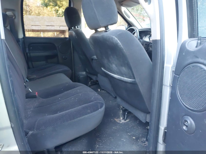 2005 Dodge Ram 1500 Slt/Laramie VIN: 1D7HU18D25S303657 Lot: 43667122