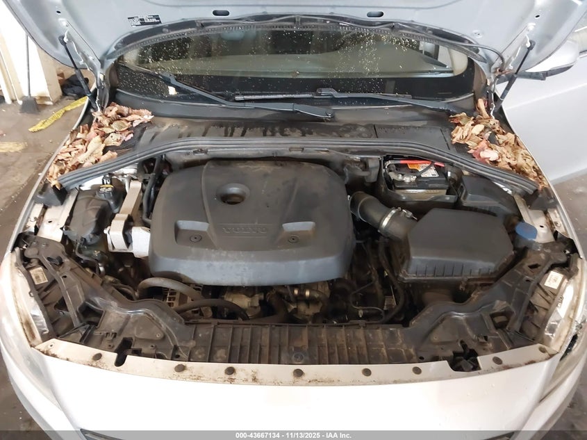 2016 VOLVO S60 T5 DRIVE-E PREMIER - YV126MFKXG2409199