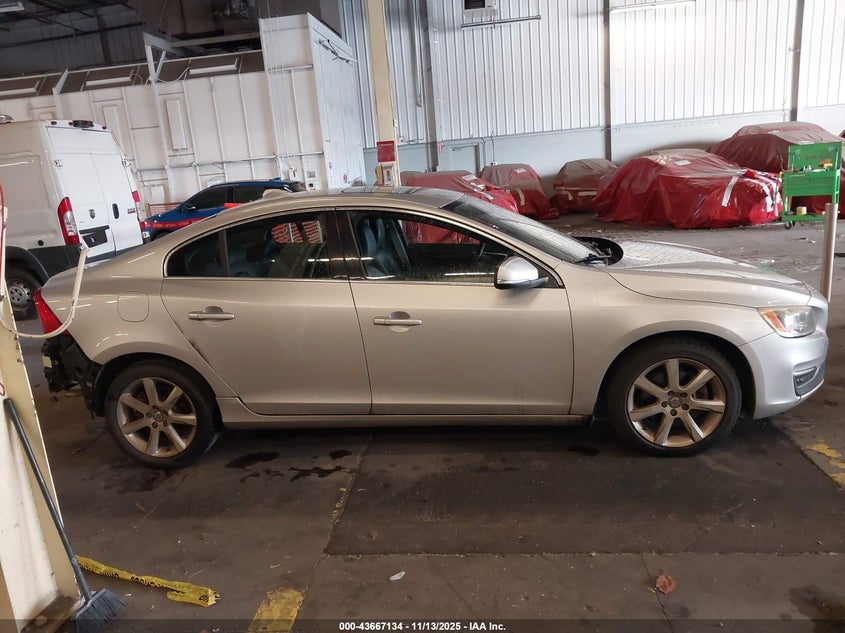 2016 VOLVO S60 T5 DRIVE-E PREMIER - YV126MFKXG2409199