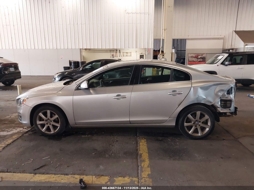 2016 VOLVO S60 T5 DRIVE-E PREMIER - YV126MFKXG2409199