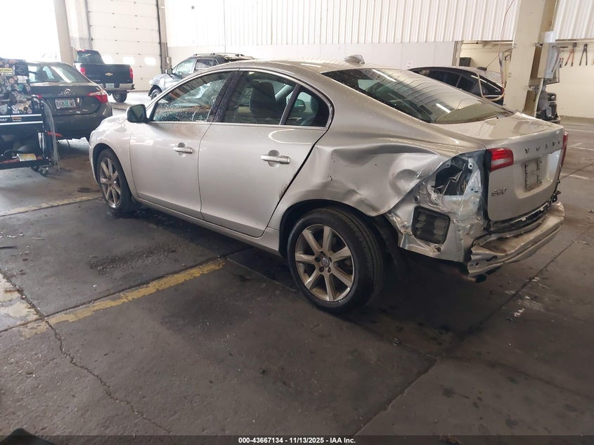 2016 VOLVO S60 T5 DRIVE-E PREMIER - YV126MFKXG2409199