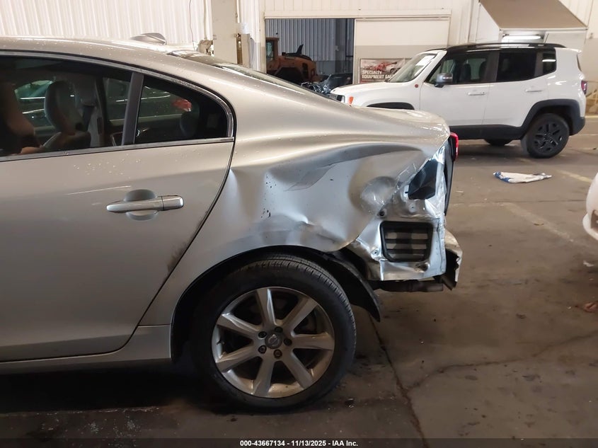 2016 VOLVO S60 T5 DRIVE-E PREMIER - YV126MFKXG2409199
