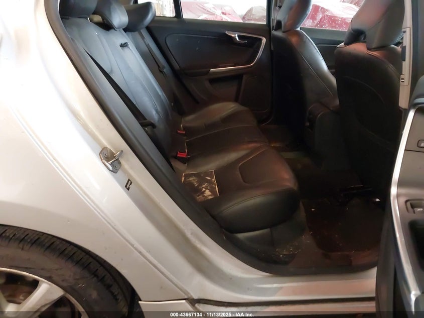 2016 VOLVO S60 T5 DRIVE-E PREMIER - YV126MFKXG2409199