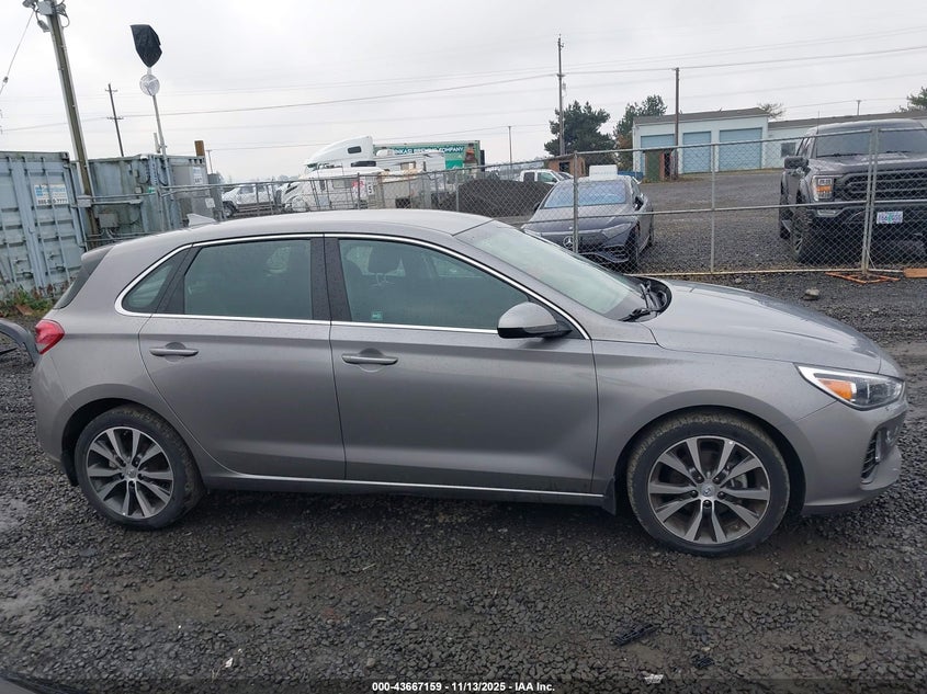 2020 HYUNDAI ELANTRA GT KMHH35LE5LU146109