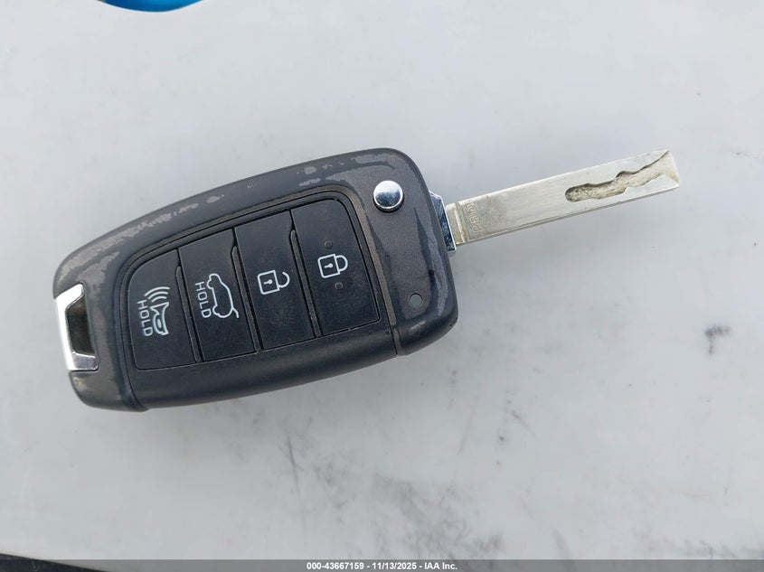 2020 HYUNDAI ELANTRA GT KMHH35LE5LU146109